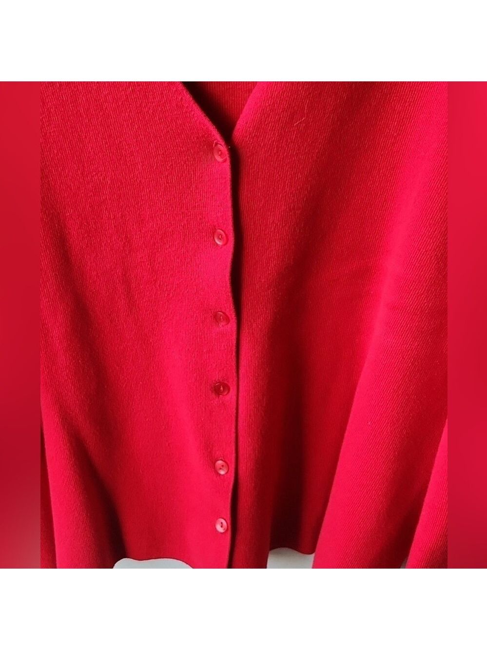 Designer's Originals Red V-neck Button-Up Cardigan Size 1X